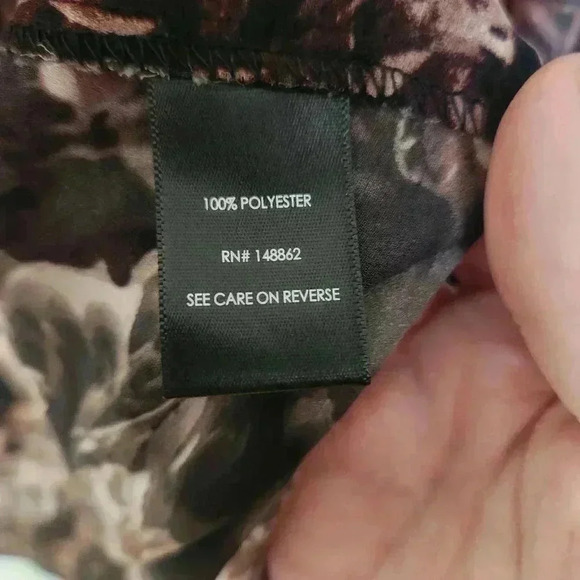 TORRID Georgette Bow Tie Blouse in "Long Stem Rose" Size 4 (26) PtP 29 inches - Picture 13 of 15